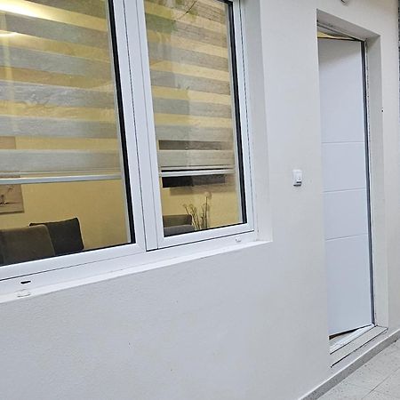 Dika Apartment バール エクステリア 写真