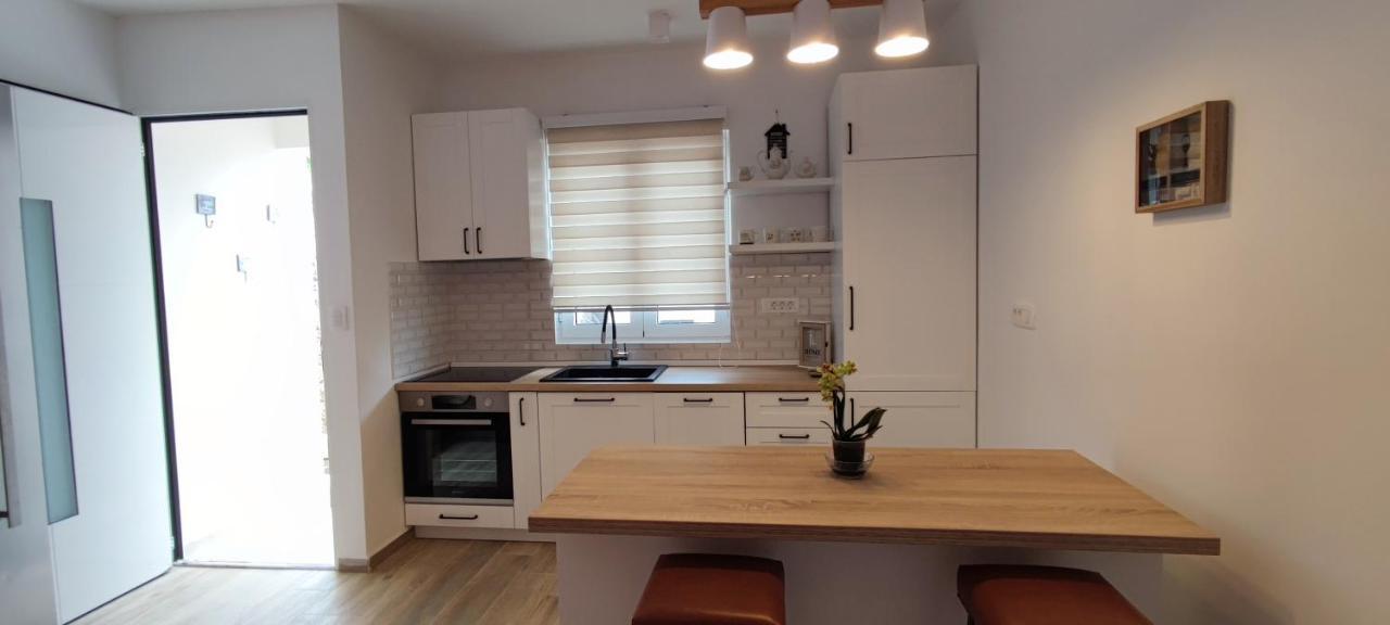 Dika Apartment バール エクステリア 写真